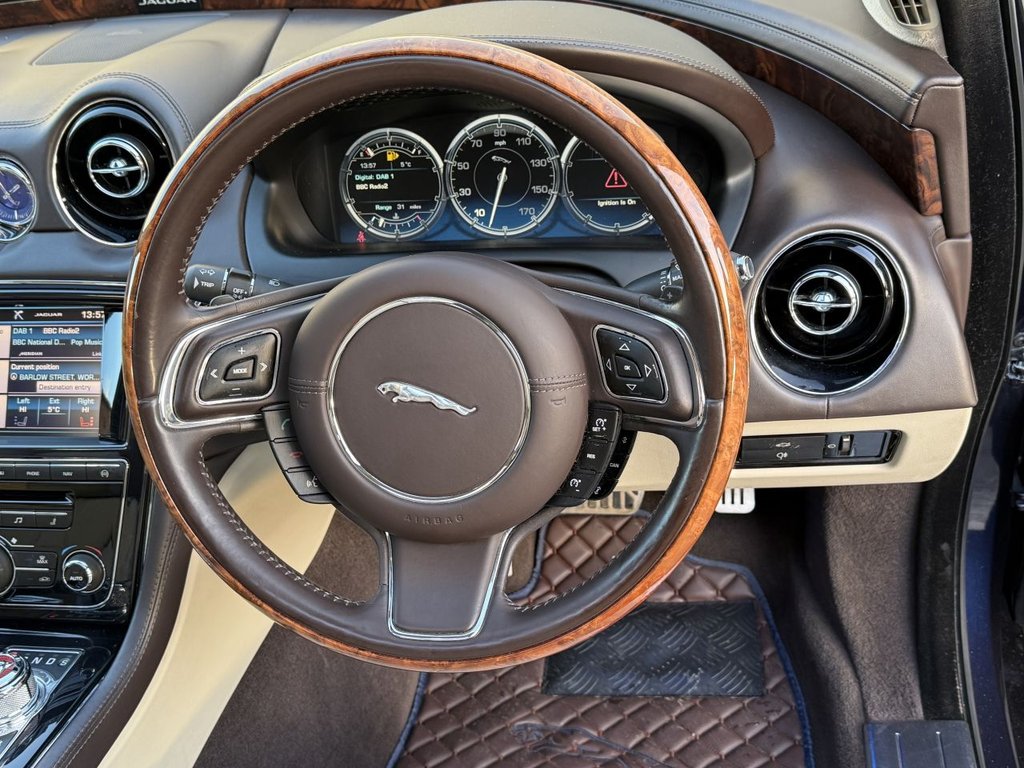 Used Jaguar XJ 2013 for sale - 77133254: Photo 26