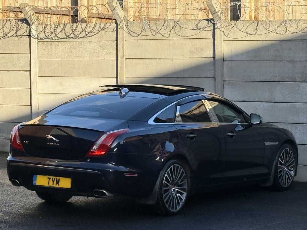 Used Jaguar XJ 2013 for sale - 77133254: Photo 7