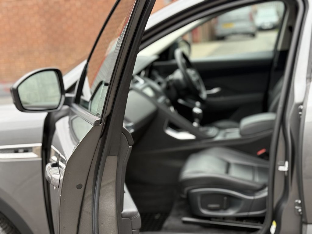 Used Jaguar E-Pace 2018 for sale - 77990644: Photo 14