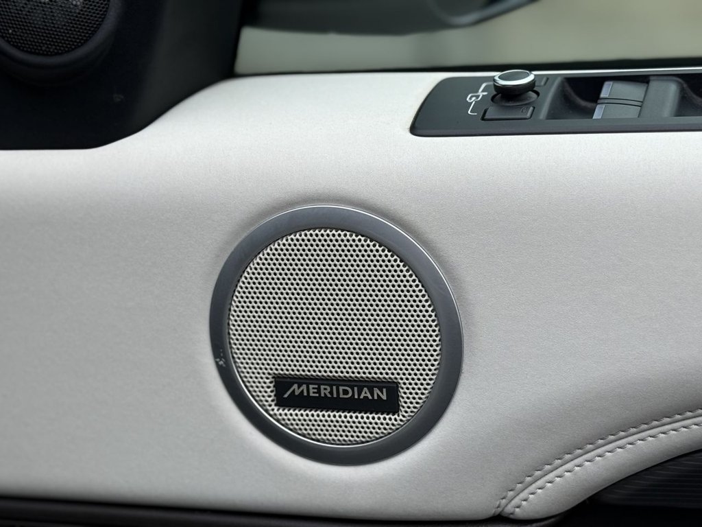 Used Land Rover Discovery 2017 for sale - 77122342: Photo 42