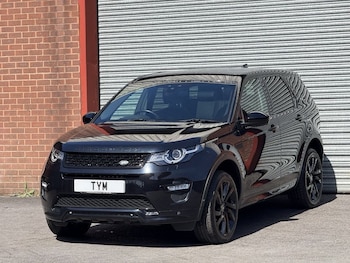 Used Land Rover Discovery Sport 2017 for sale - 78382625: Photo