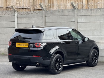 Used Land Rover Discovery Sport 2016 for sale - 79323331: Photo