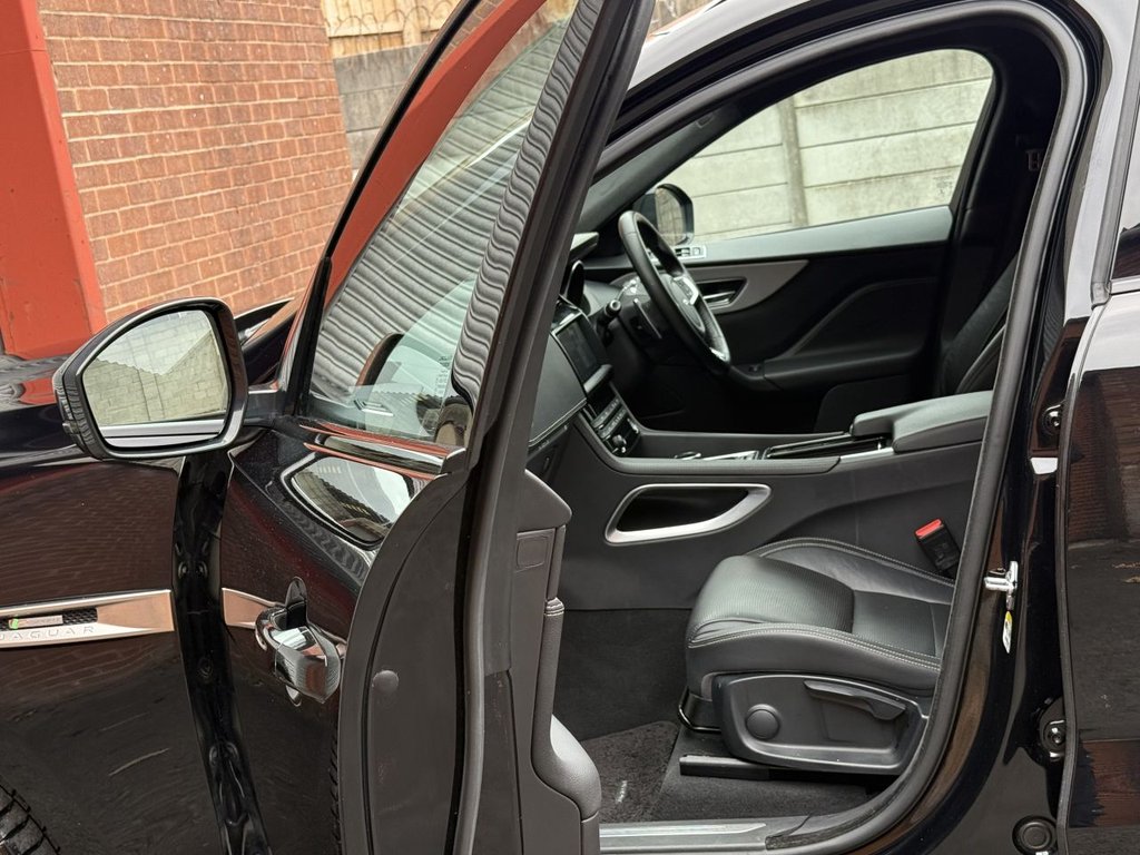 Used Jaguar F-Pace 2018 for sale - 77451610: Photo 13