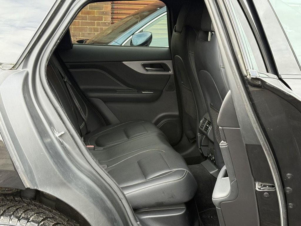 Used Jaguar F-Pace 2019 for sale - 77666855: Photo 15