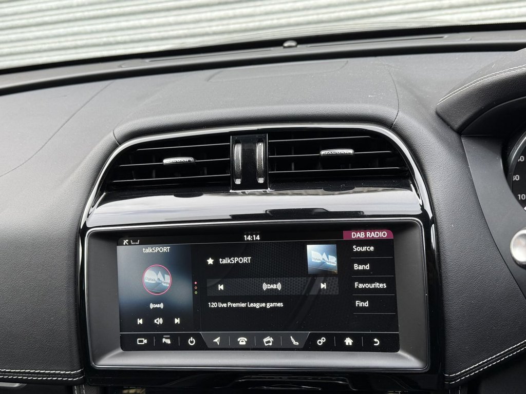 Used Jaguar F-Pace 2019 for sale - 77666855: Photo 31