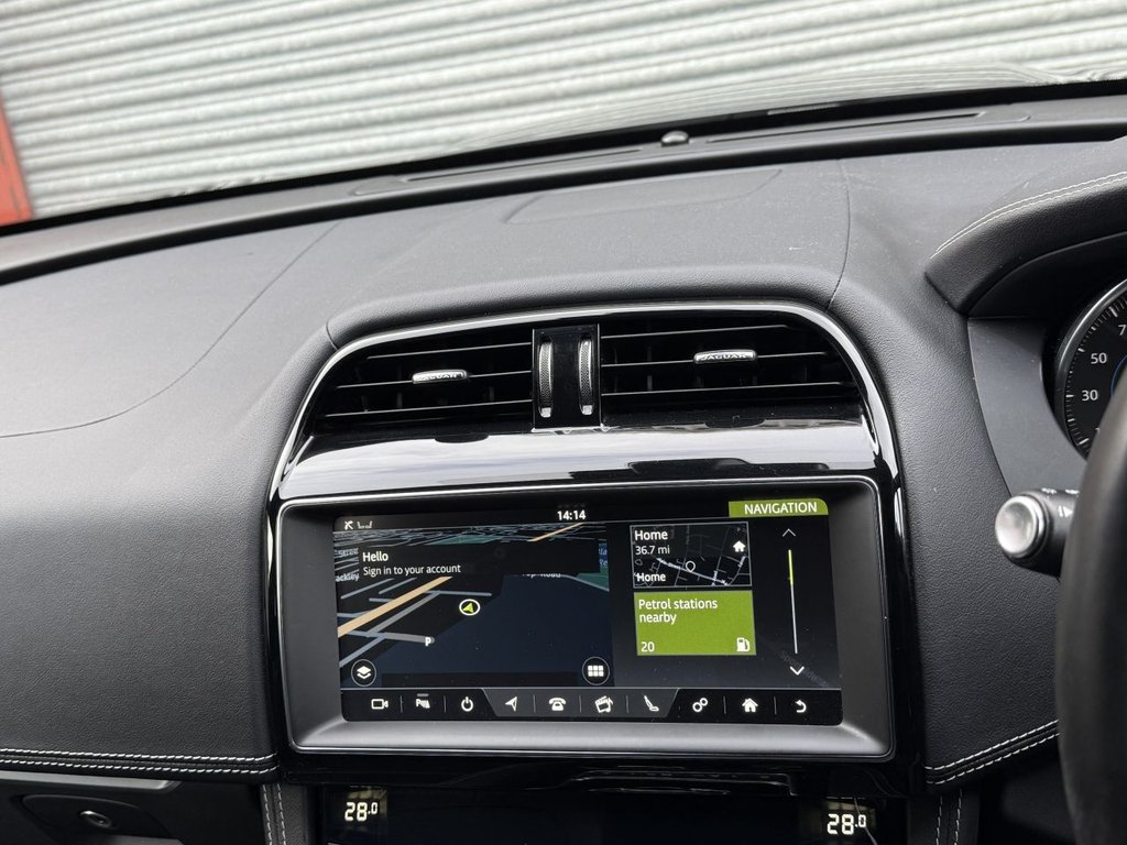 Used Jaguar F-Pace 2019 for sale - 77666855: Photo 32