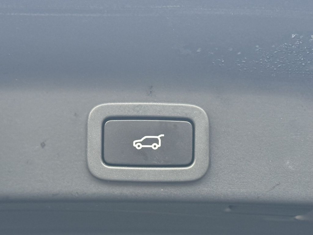 Used Jaguar F-Pace 2019 for sale - 77666855: Photo 40