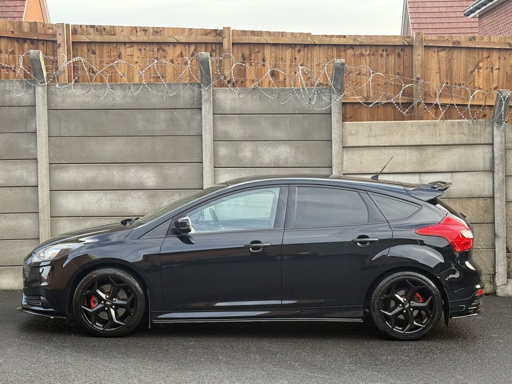 Used Ford Focus 2013 for sale - 76962611: Photo 10