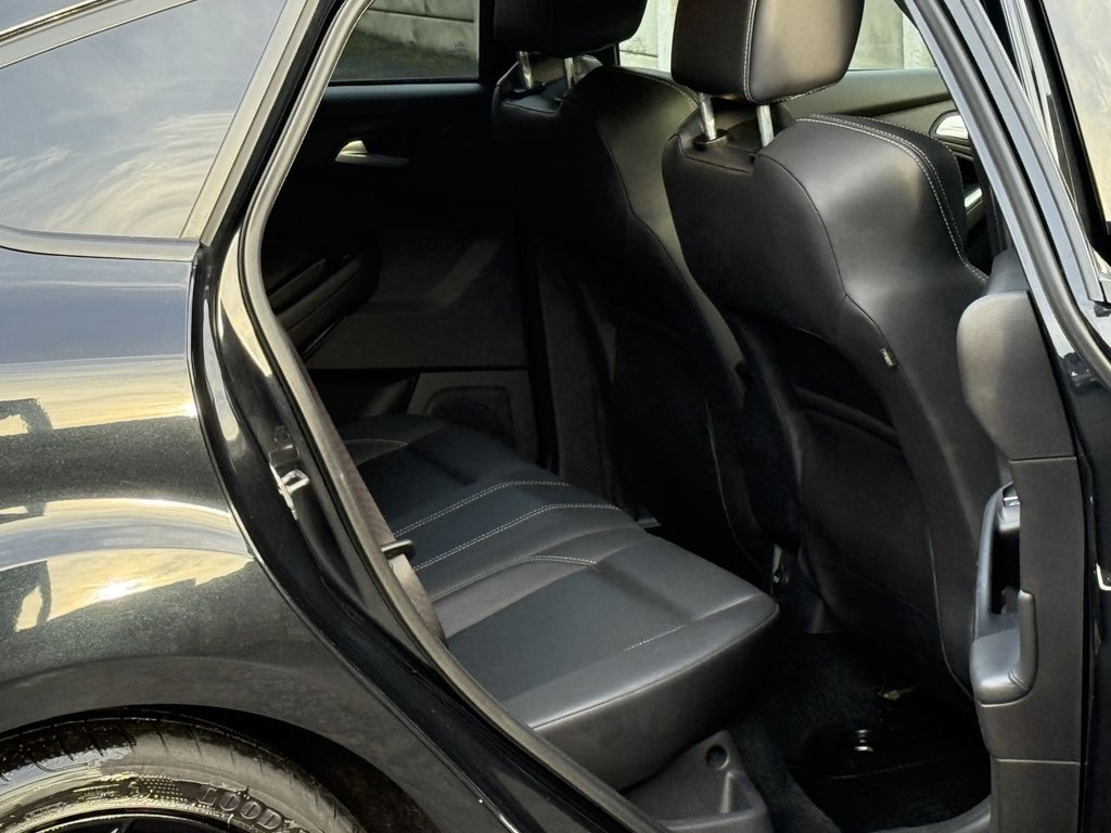 Used Ford Focus 2013 for sale - 76962611: Photo 15