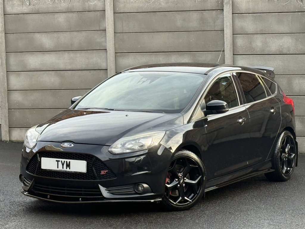 Used Ford Focus 2013 for sale - 76962611: Photo 2