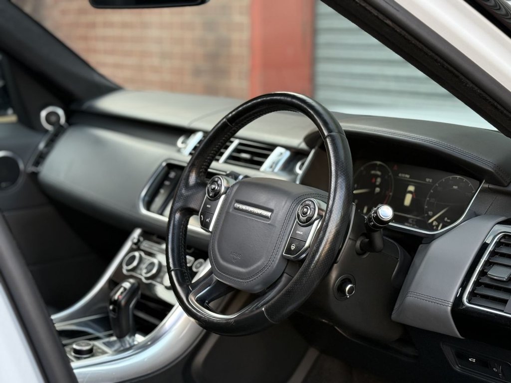 Used Land Rover Range Rover Sport 2014 for sale - 77655437: Photo 11