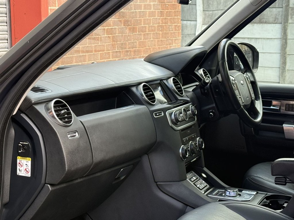 Used Land Rover Discovery 2016 for sale - 76698352: Photo 12