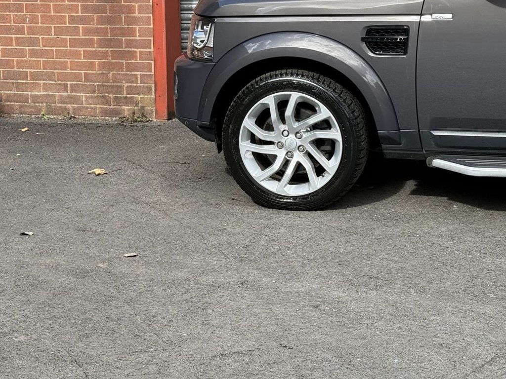 Used Land Rover Discovery 2016 for sale - 76698352: Photo 19