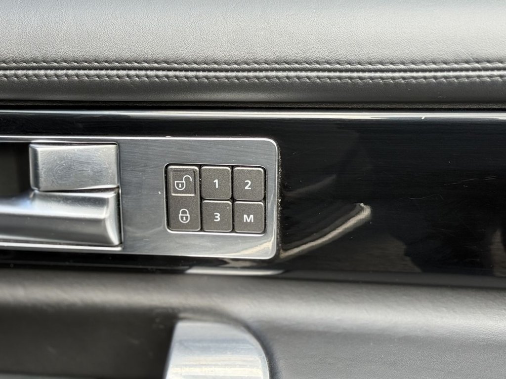 Used Land Rover Discovery 2016 for sale - 76698352: Photo 33