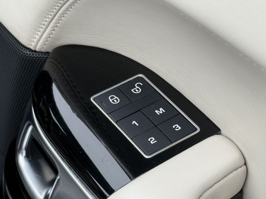 Used Land Rover Range Rover 2016 for sale - 76698404: Photo 46