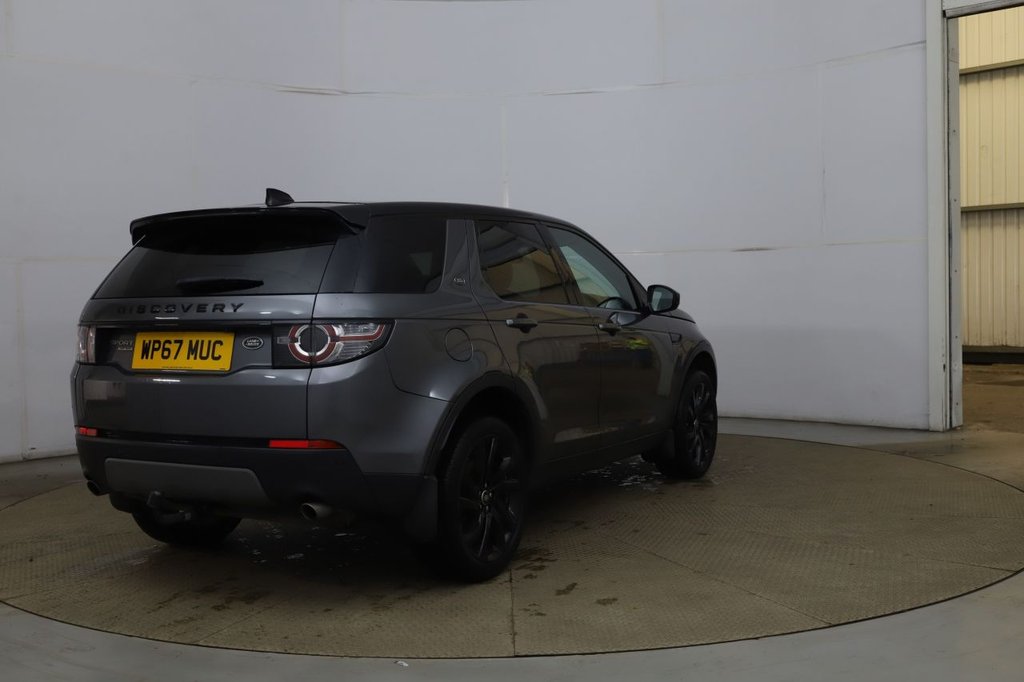 Used Land Rover Discovery Sport 2018 for sale - 77133619: Photo 3