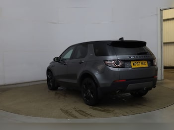 Used Land Rover Discovery Sport 2018 for sale - 77133619: Photo