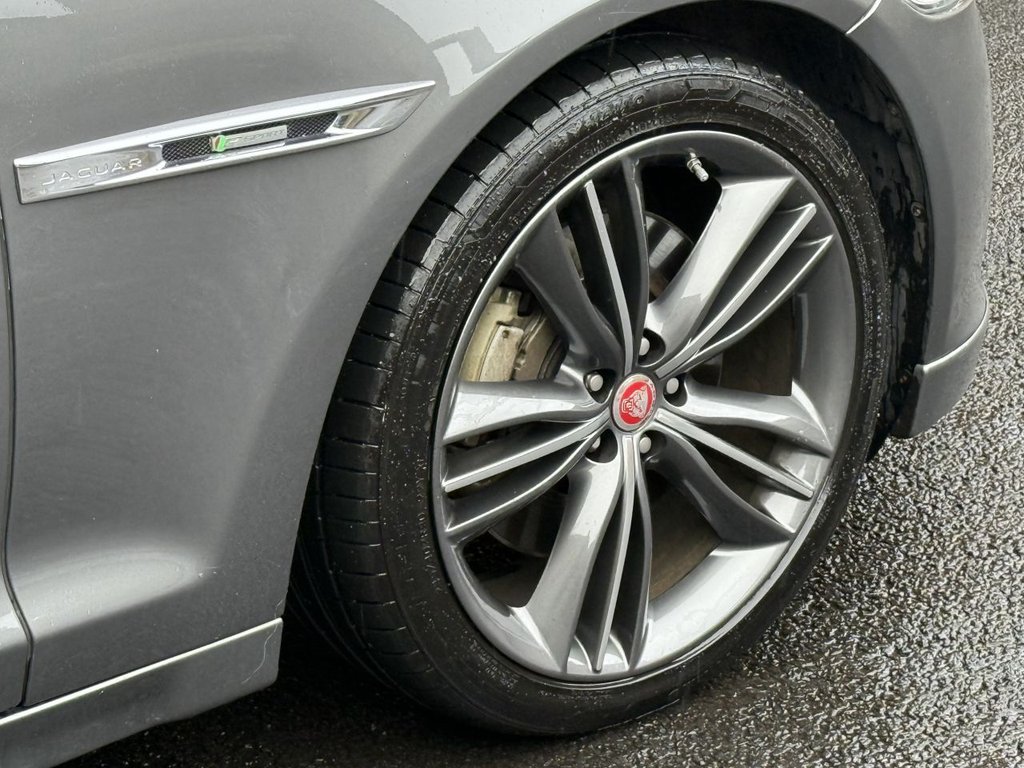 Used Jaguar XJ 2018 for sale - 77621778: Photo 21