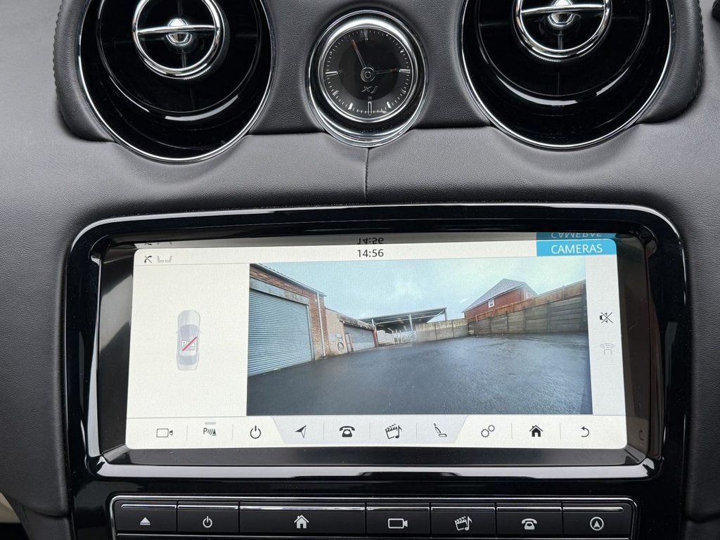 Used Jaguar XJ 2018 for sale - 77621778: Photo 38