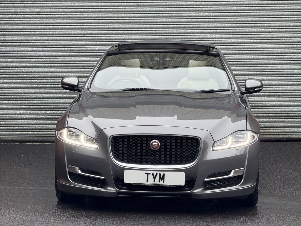 Used Jaguar XJ 2018 for sale - 77621778: Photo 5