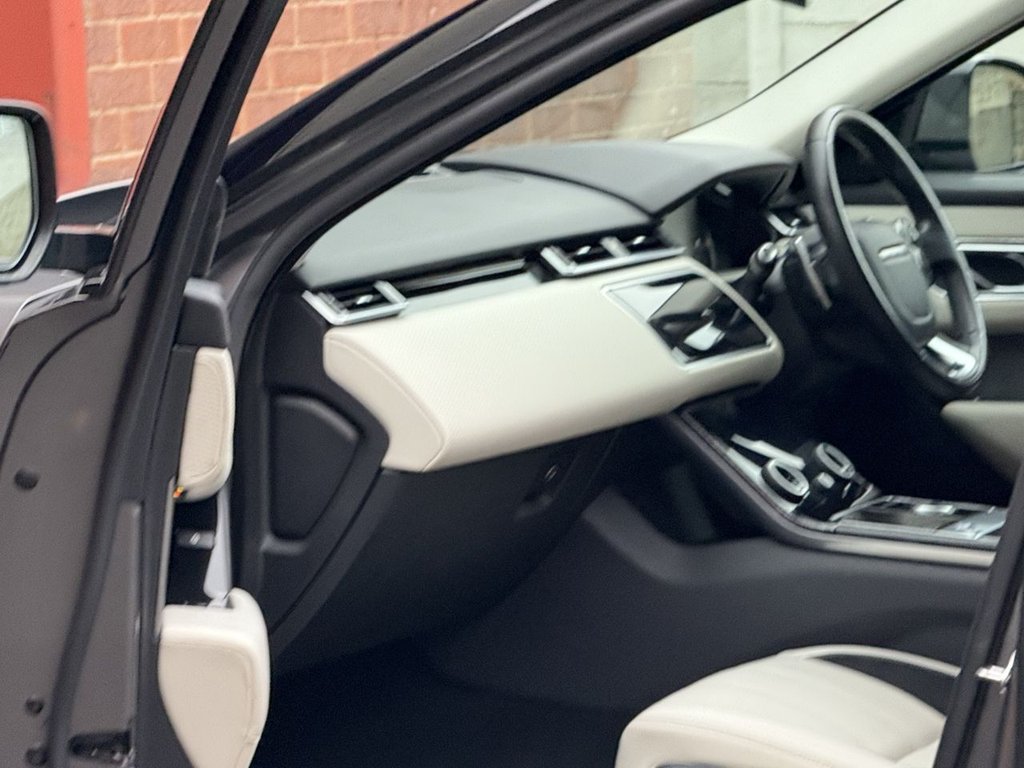 Used Land Rover Range Rover Velar 2017 for sale - 76698125: Photo 12