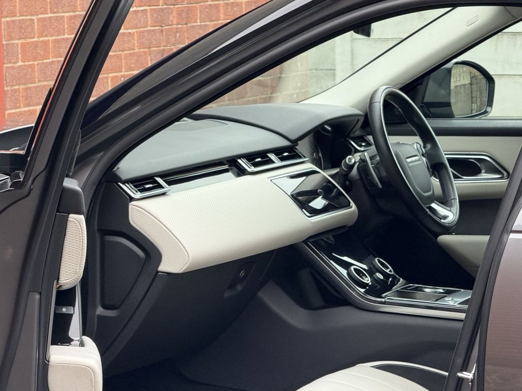 Used Land Rover Range Rover Velar 2017 for sale - 76698125: Photo 13