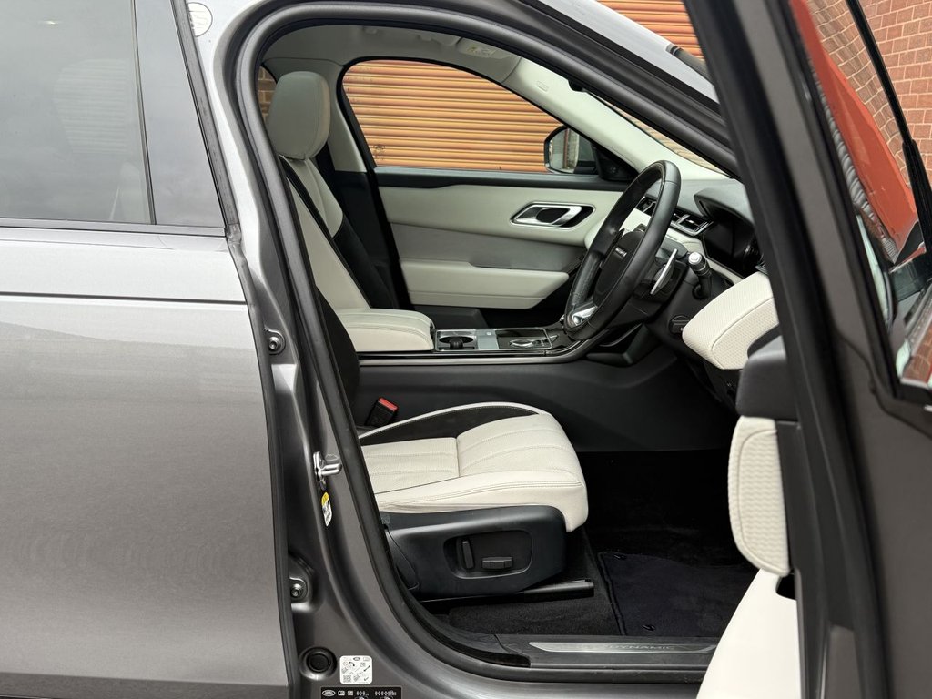 Used Land Rover Range Rover Velar 2017 for sale - 76698125: Photo 15