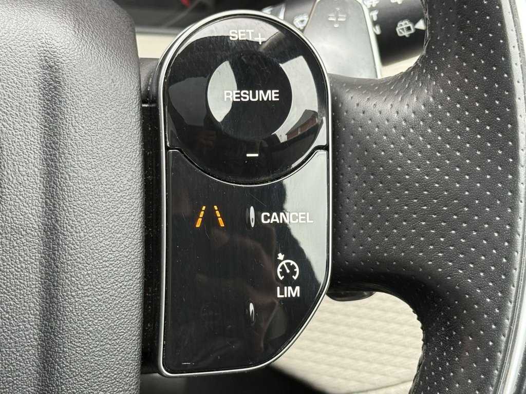 Used Land Rover Range Rover Velar 2017 for sale - 76698125: Photo 35