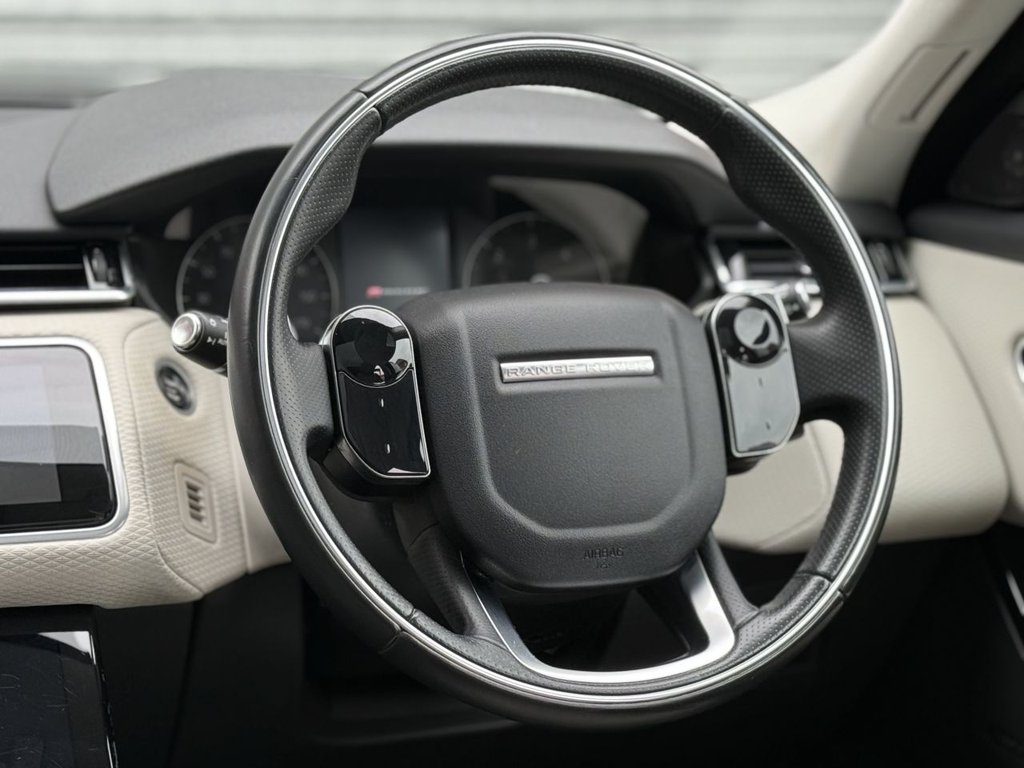 Used Land Rover Range Rover Velar 2017 for sale - 76698125: Photo 38
