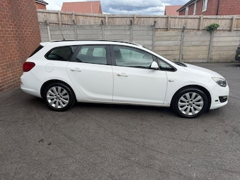 Used Vauxhall Astra 2014 for sale - 79462201: Photo
