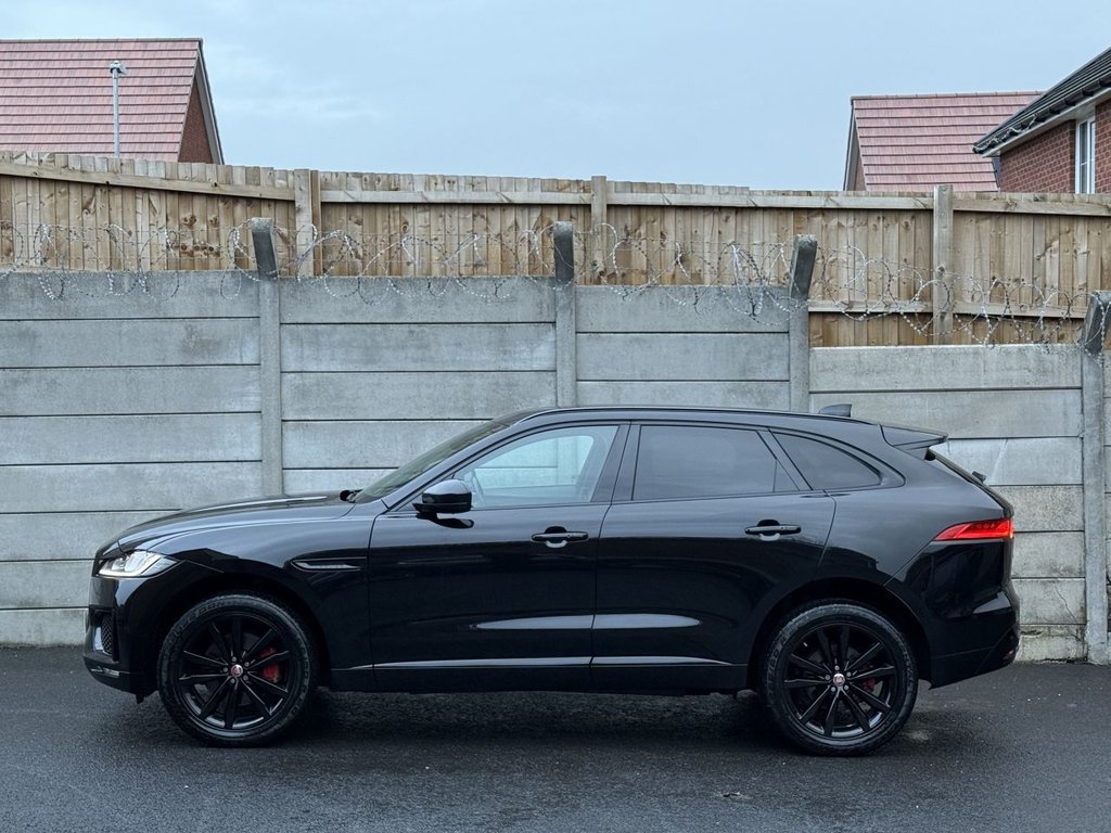 Used Jaguar F-Pace 2016 for sale - 76867970: Photo 10