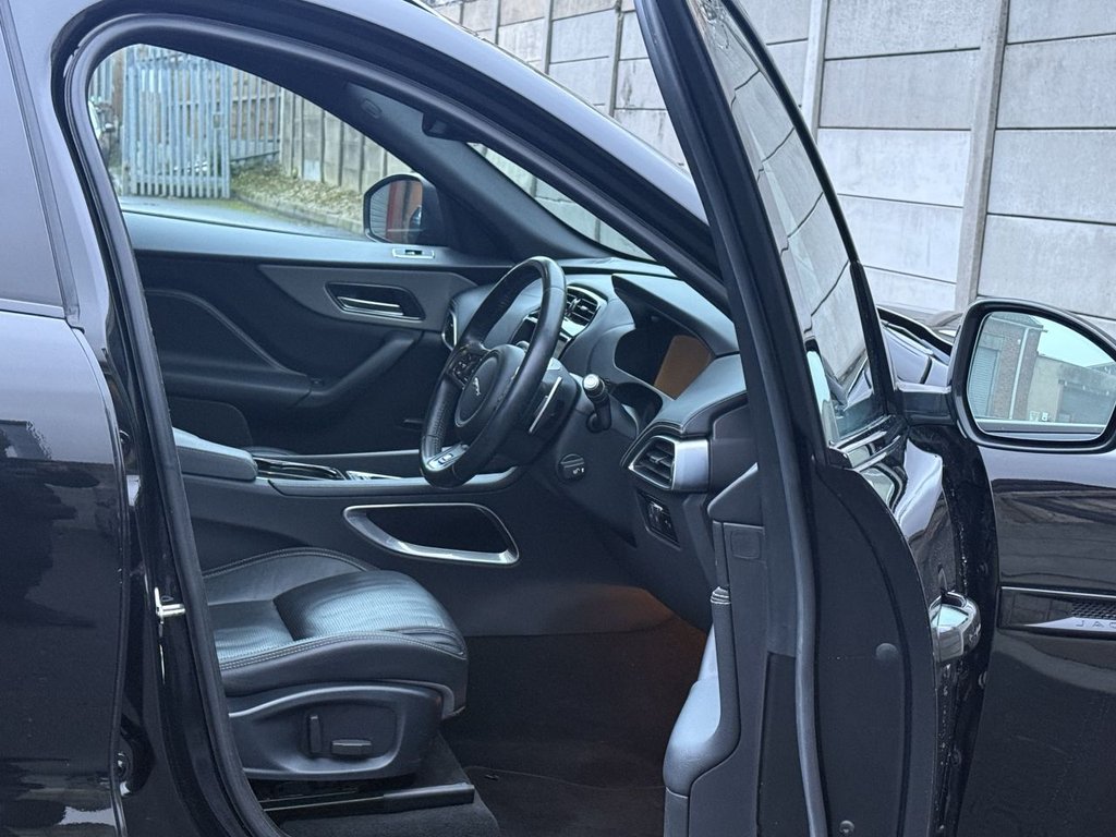 Used Jaguar F-Pace 2016 for sale - 76867970: Photo 15