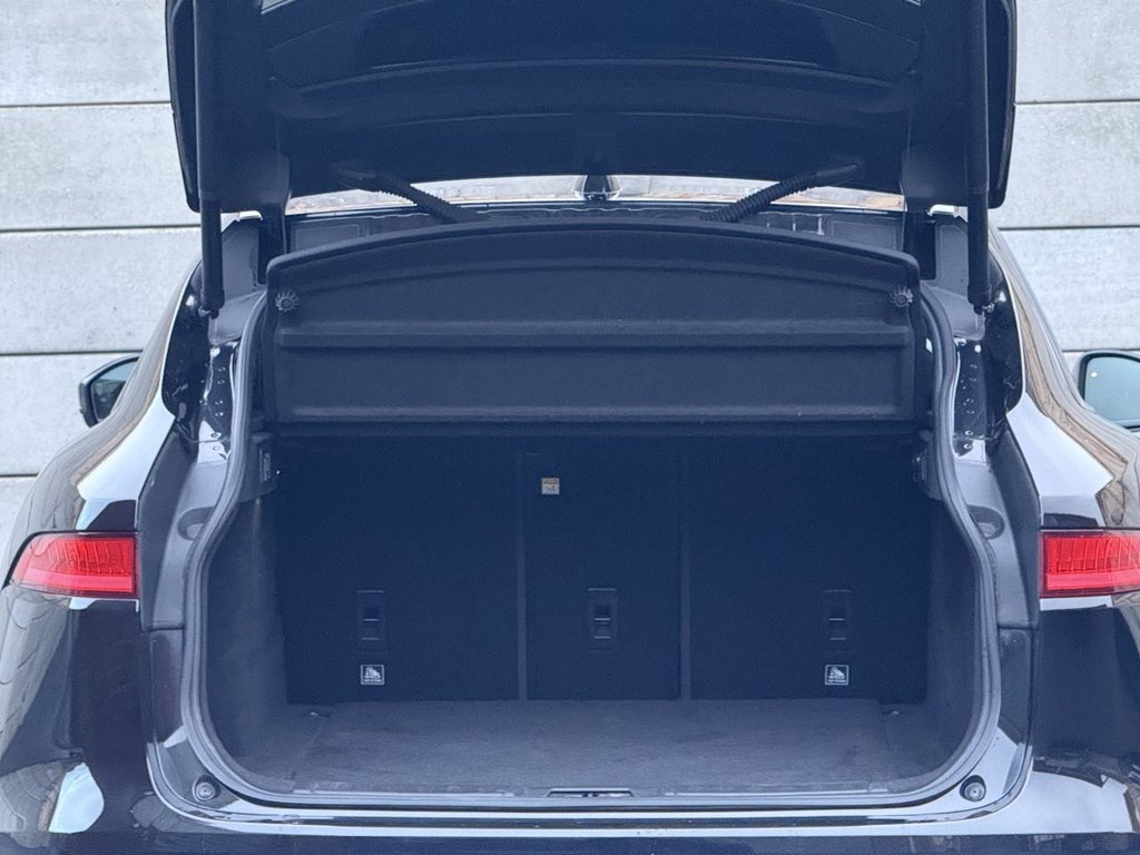 Used Jaguar F-Pace 2016 for sale - 76867970: Photo 19