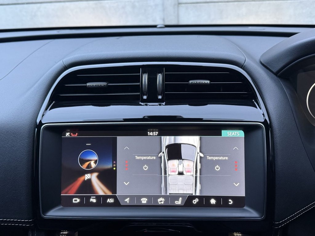 Used Jaguar F-Pace 2016 for sale - 76867970: Photo 26