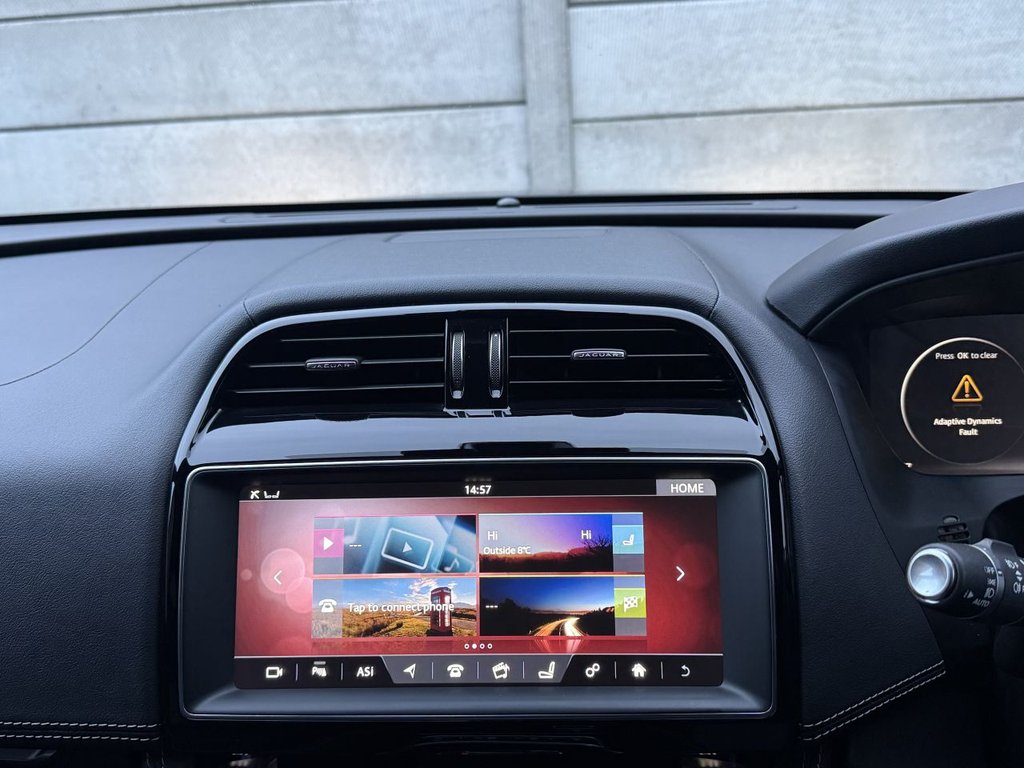 Used Jaguar F-Pace 2016 for sale - 76867970: Photo 28