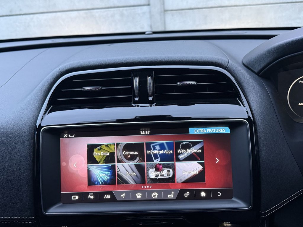 Used Jaguar F-Pace 2016 for sale - 76867970: Photo 29