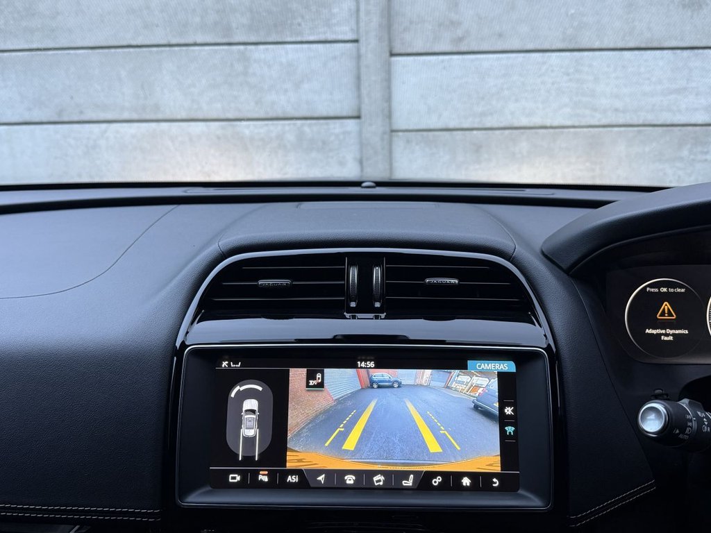 Used Jaguar F-Pace 2016 for sale - 76867970: Photo 31