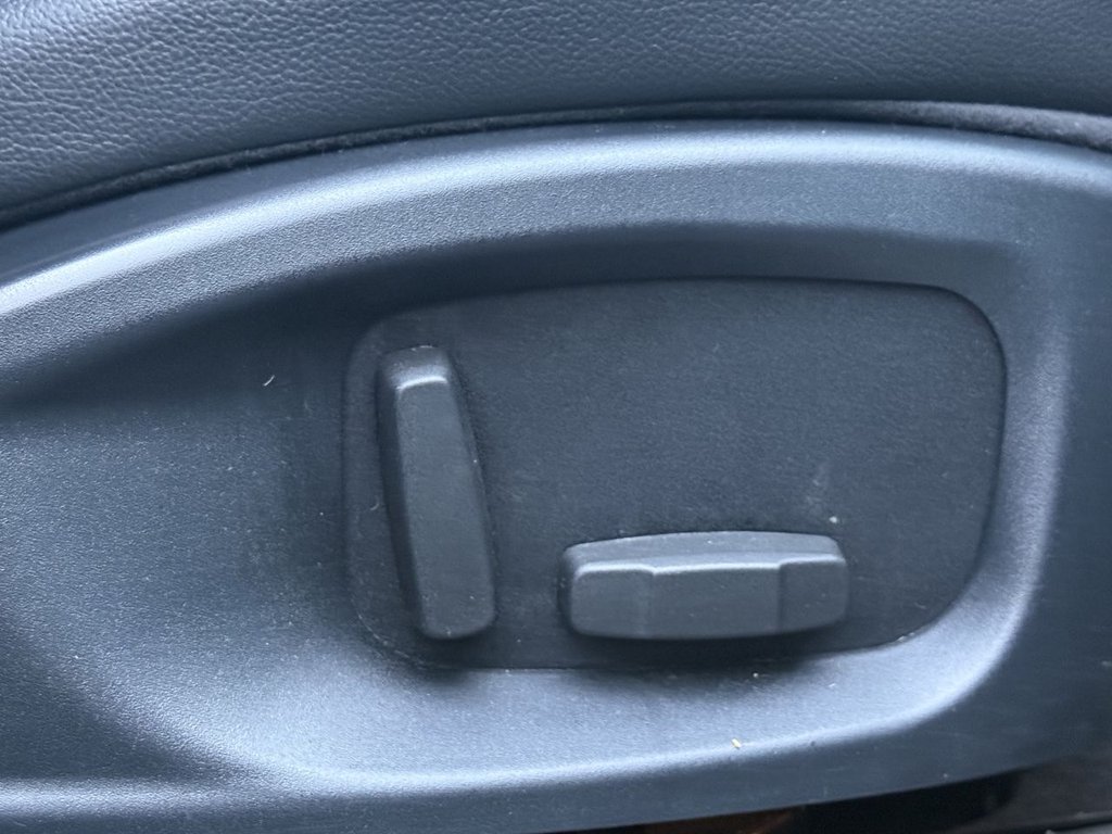 Used Jaguar F-Pace 2016 for sale - 76867970: Photo 36