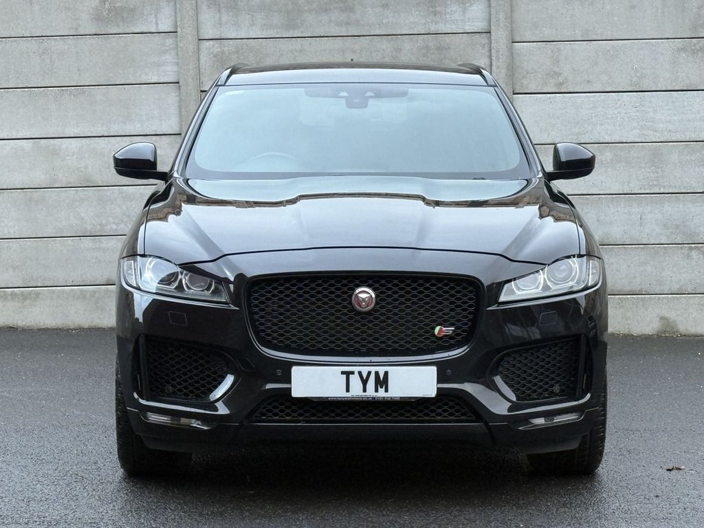 Used Jaguar F-Pace 2016 for sale - 76867970: Photo 5