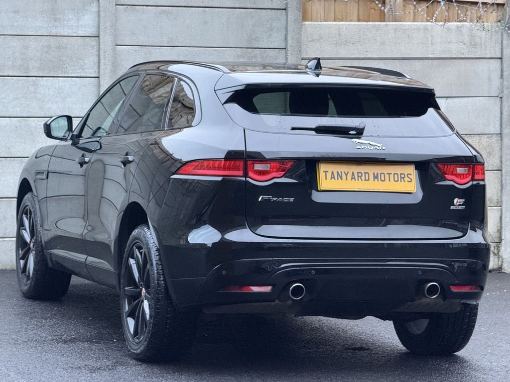 Used Jaguar F-Pace 2016 for sale - 76867970: Photo 8