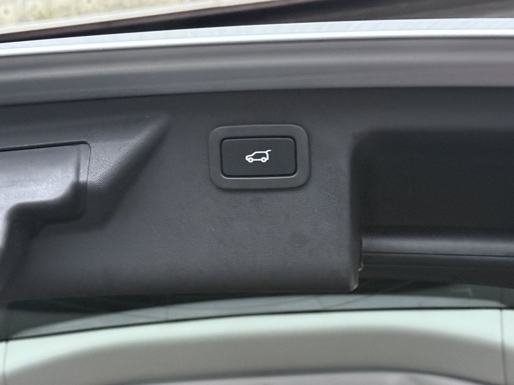 Used Land Rover Discovery Sport 2017 for sale - 76698194: Photo 39