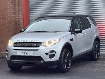 Used Land Rover Discovery Sport 2017 for sale - 76698194: Photo