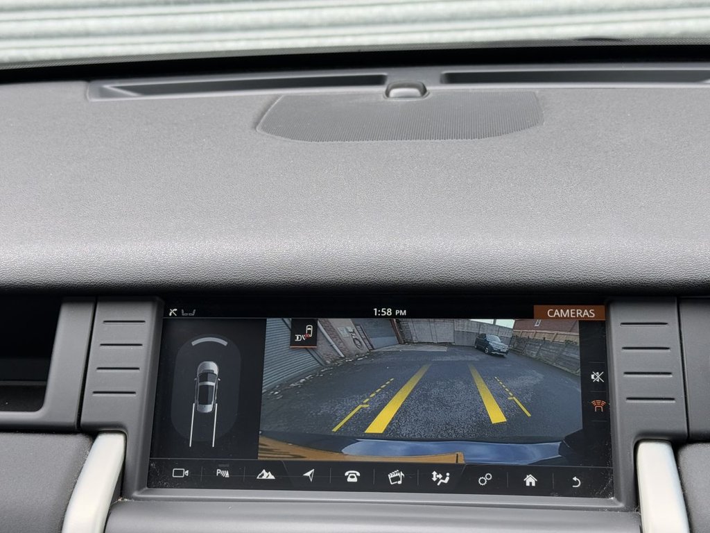 Used Land Rover Discovery Sport 2016 for sale - 76698361: Photo 29