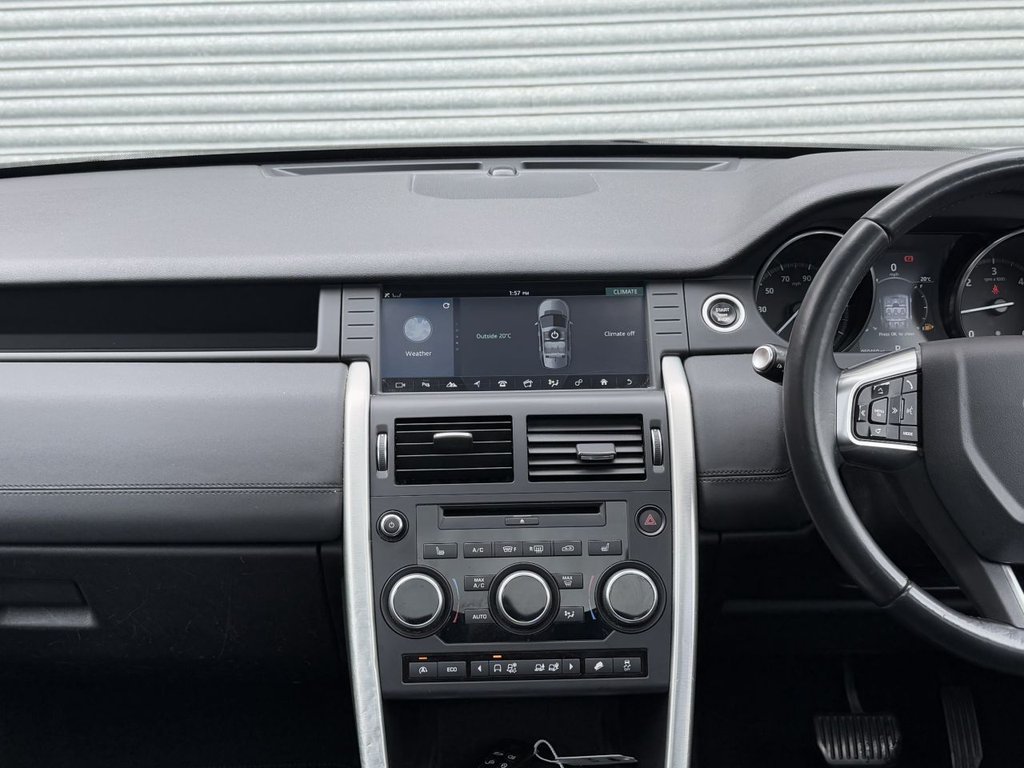 Used Land Rover Discovery Sport 2016 for sale - 76698361: Photo 33