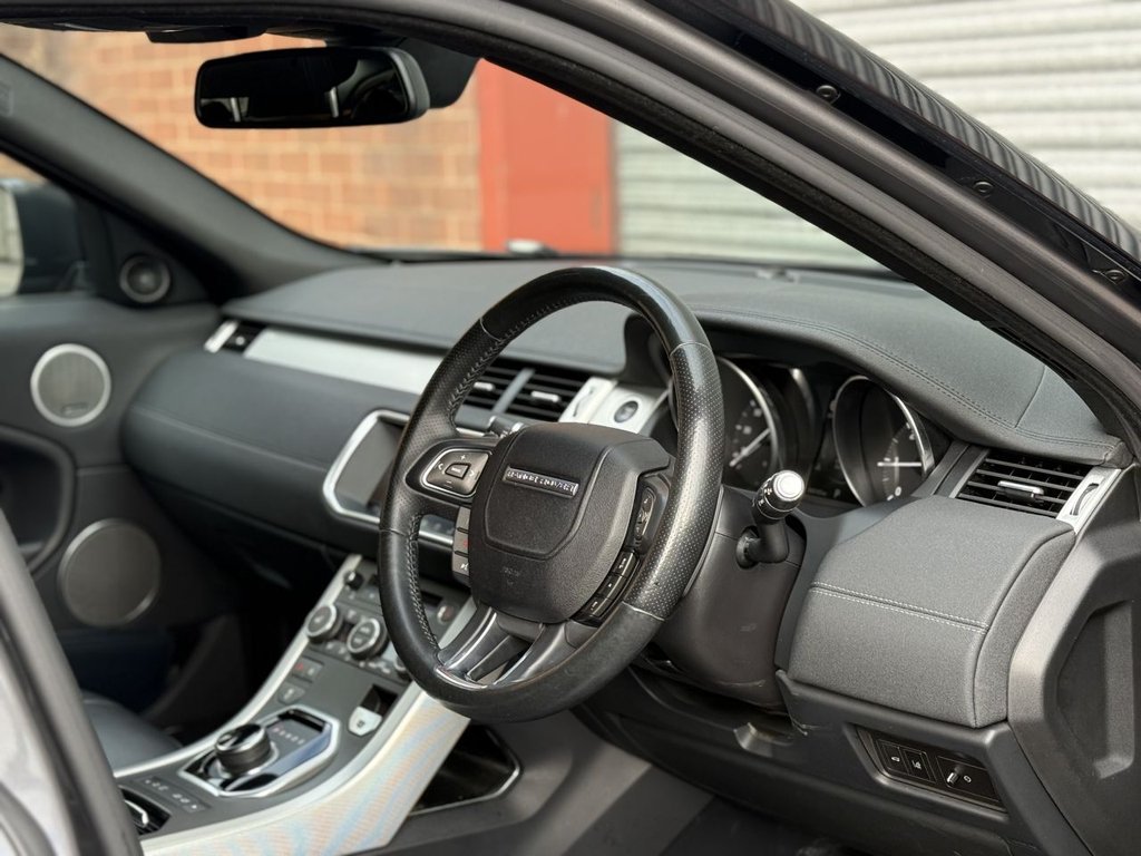 Used Land Rover Range Rover Evoque 2016 for sale - 76973163: Photo 11