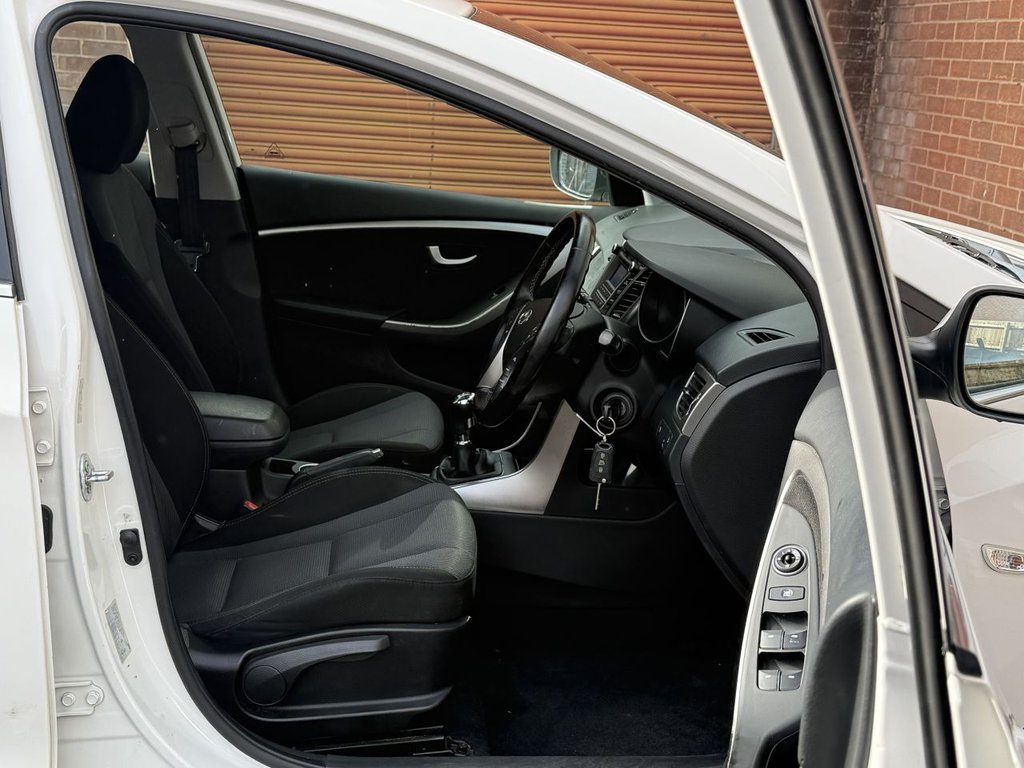 Used Hyundai i30 2013 for sale - 76698076: Photo 15