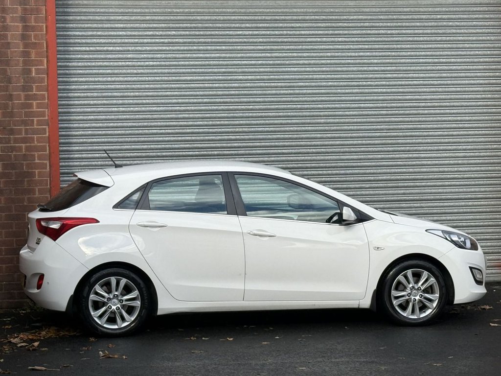 Used Hyundai i30 2013 for sale - 76698076: Photo 9