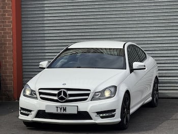 Used Mercedes-Benz C Class 2015 for sale - 79046651: Photo