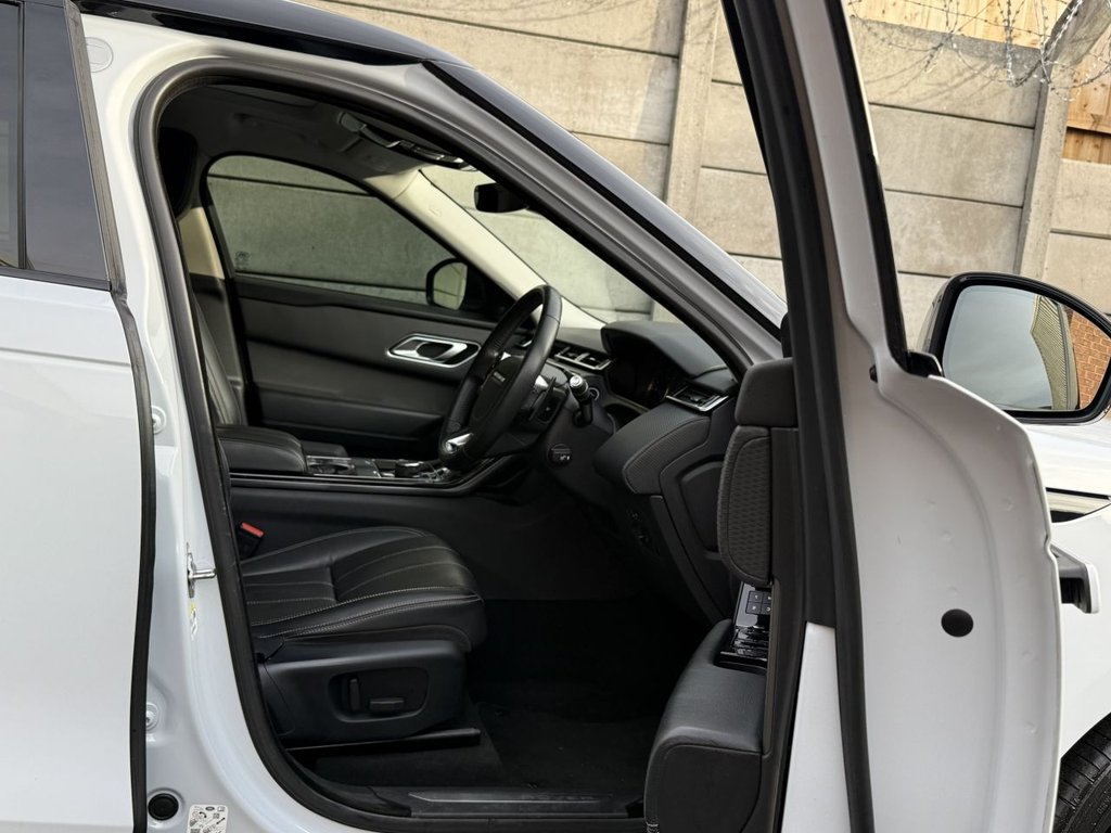 Used Land Rover Range Rover Velar 2017 for sale - 76711320: Photo 15