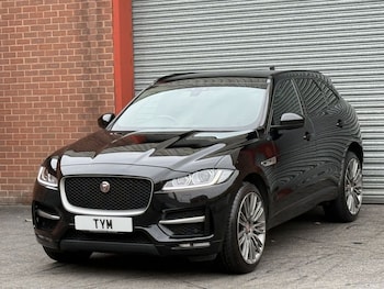 Used Jaguar F-Pace 2018 for sale - 76698145: Photo